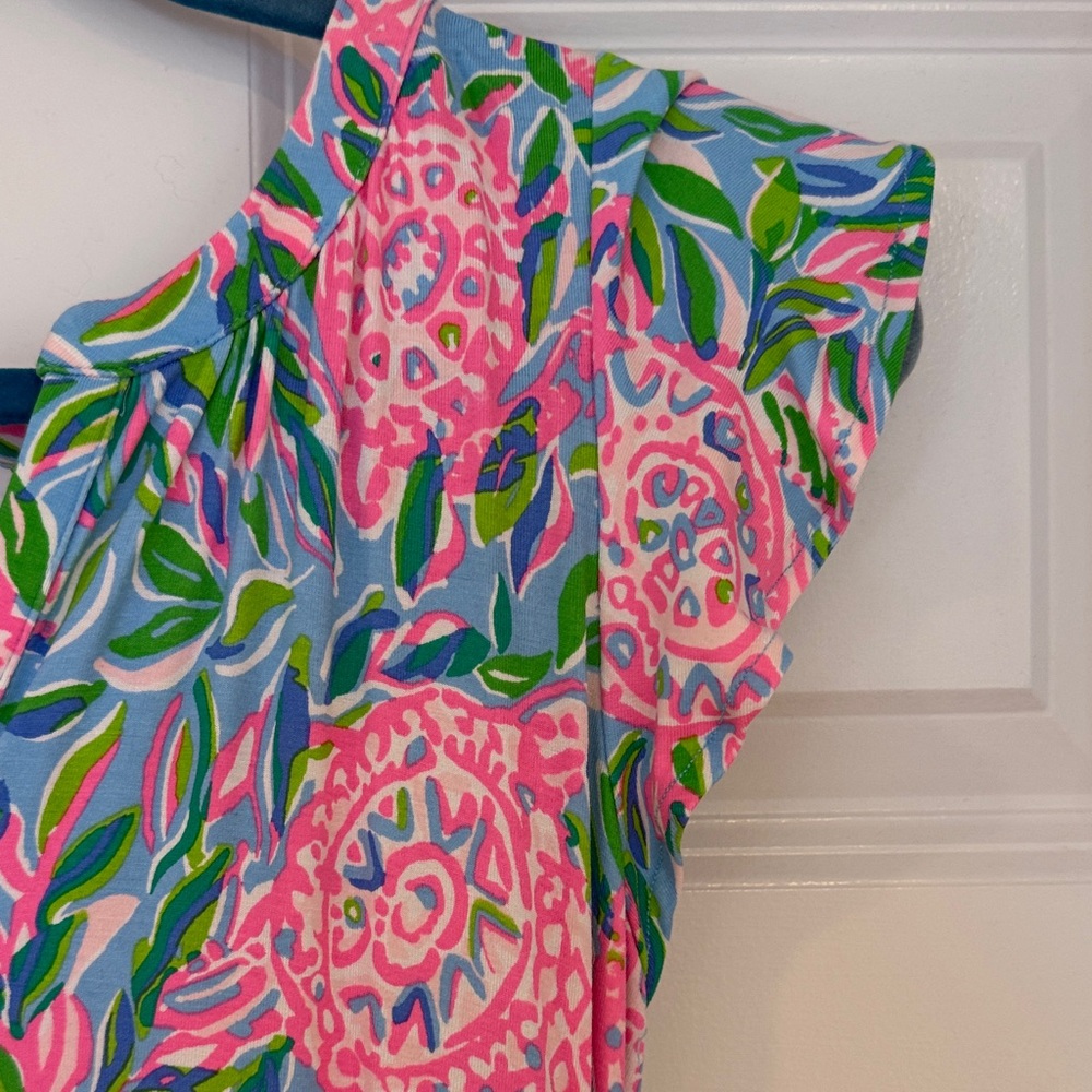 Lilly Pulitzer Vibrant Floral Tiered dress with shorts  in Blue and Pink XXS - Picture 4 of 7